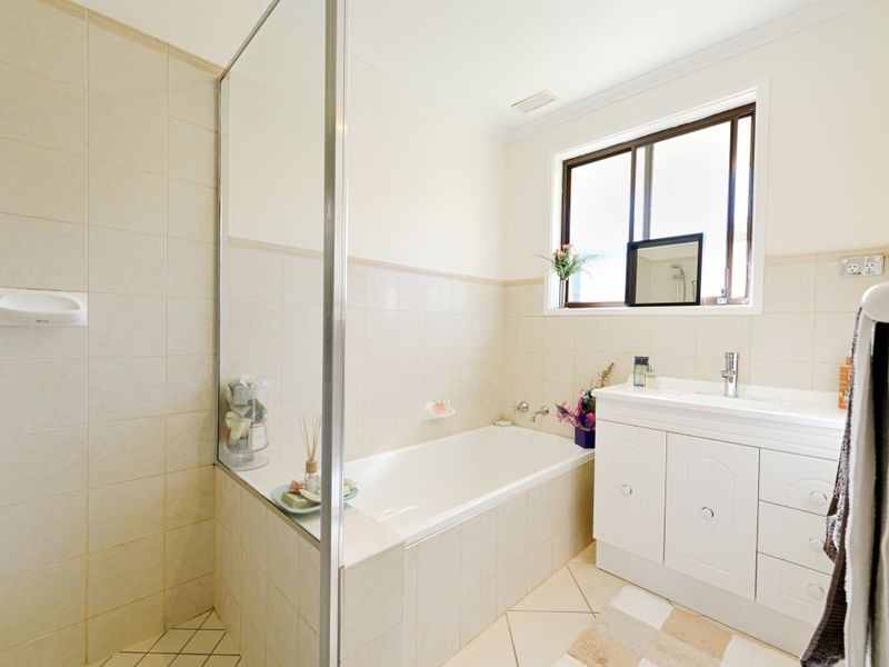 54 Balfour Crescent, Wanniassa ACT 2903