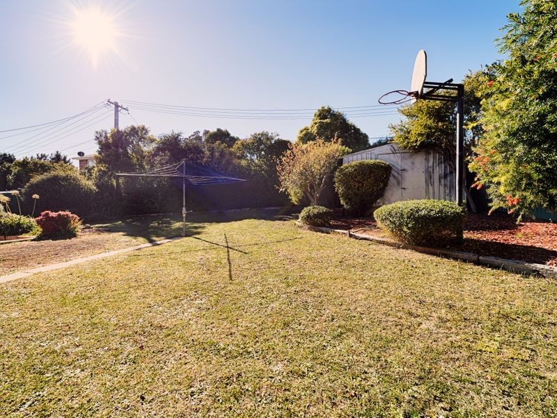 54 Balfour Crescent, Wanniassa ACT 2903