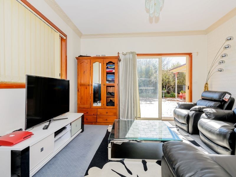 18 Charleston Street, Monash ACT 2904