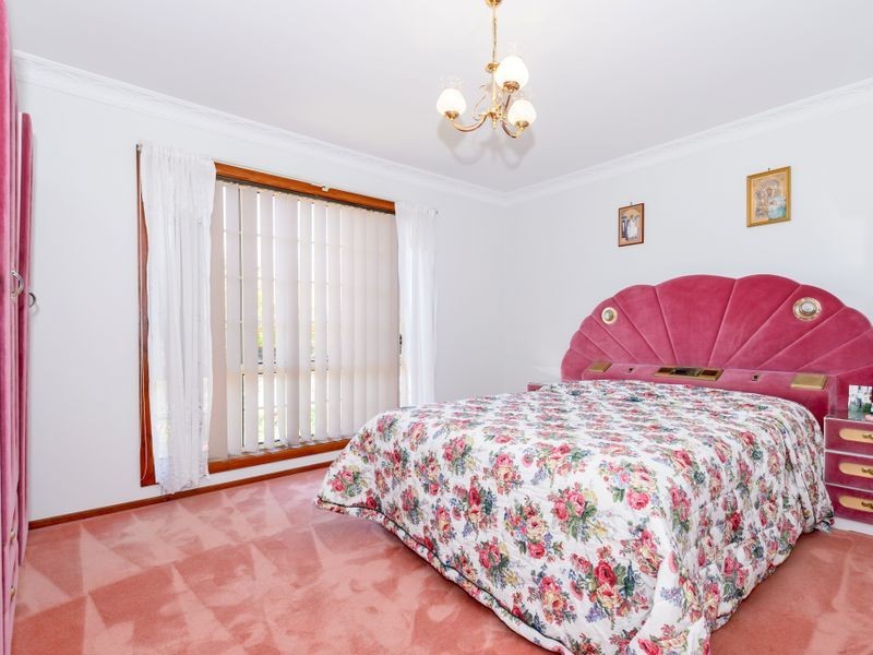 18 Charleston Street, Monash ACT 2904