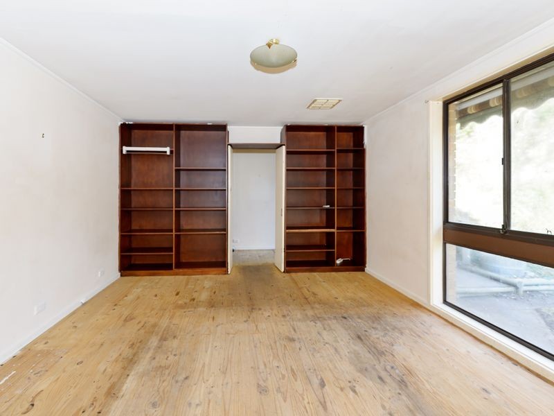 93 McKillop Circuit, Kambah ACT 2902