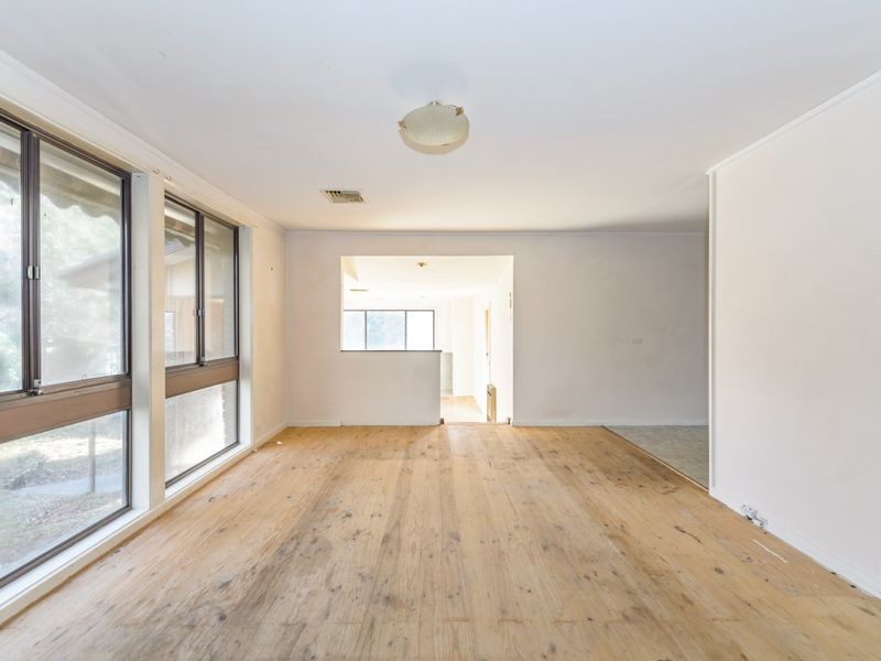 93 McKillop Circuit, Kambah ACT 2902