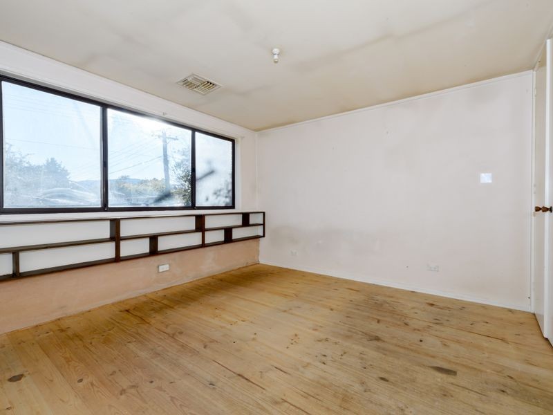 93 McKillop Circuit, Kambah ACT 2902