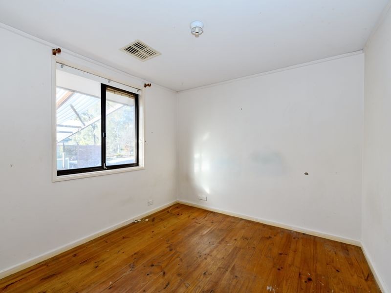 93 McKillop Circuit, Kambah ACT 2902