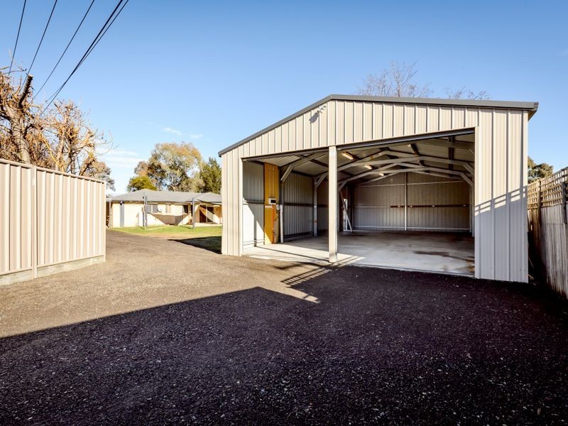8 Donald Place, Gilmore ACT 2905