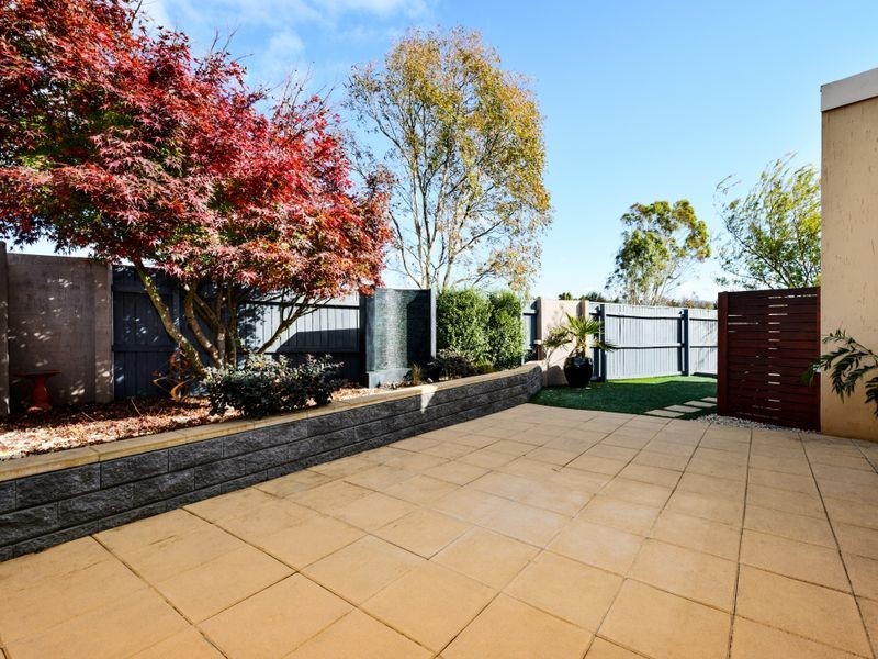 11/113 Mortimer Lewis Drive, Greenway ACT 2900