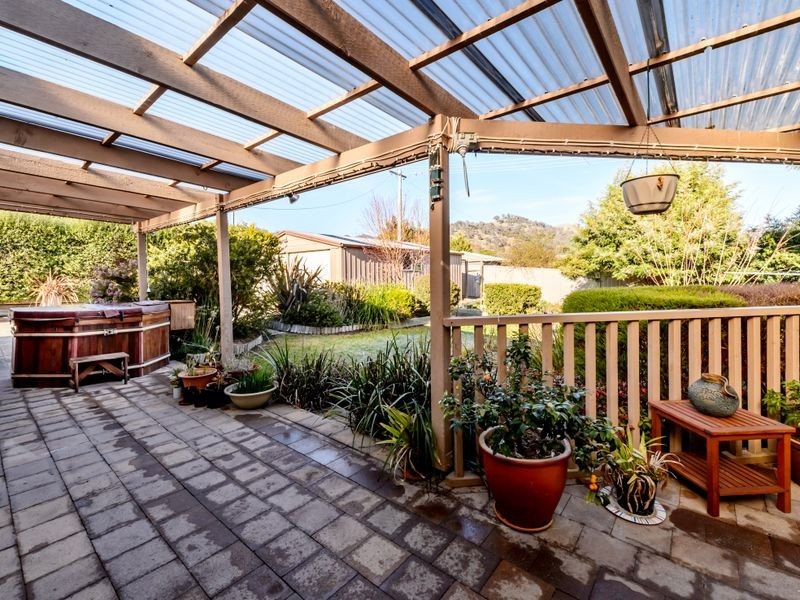 18 Freda Gibson Circuit, Theodore ACT 2905