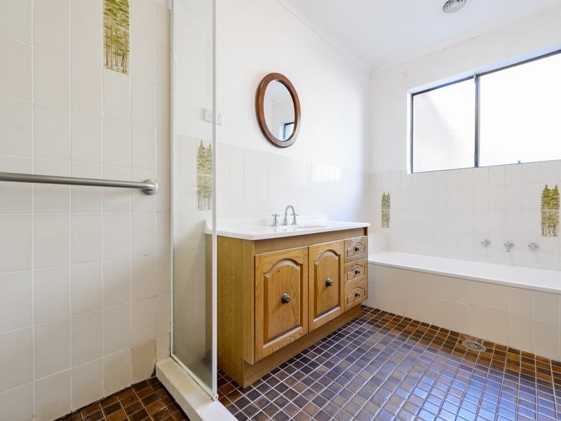 28 Lort Place, Chisholm ACT 2905