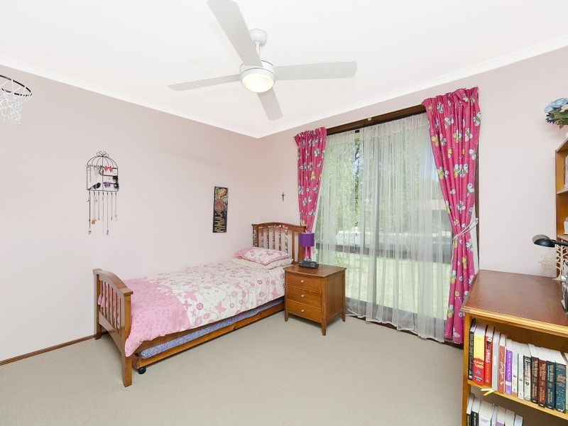 14 Beardsmore Place, Gowrie ACT 2904