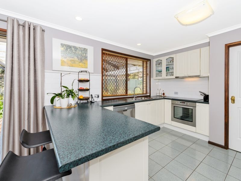 4 Pyke Place, Wanniassa ACT 2903