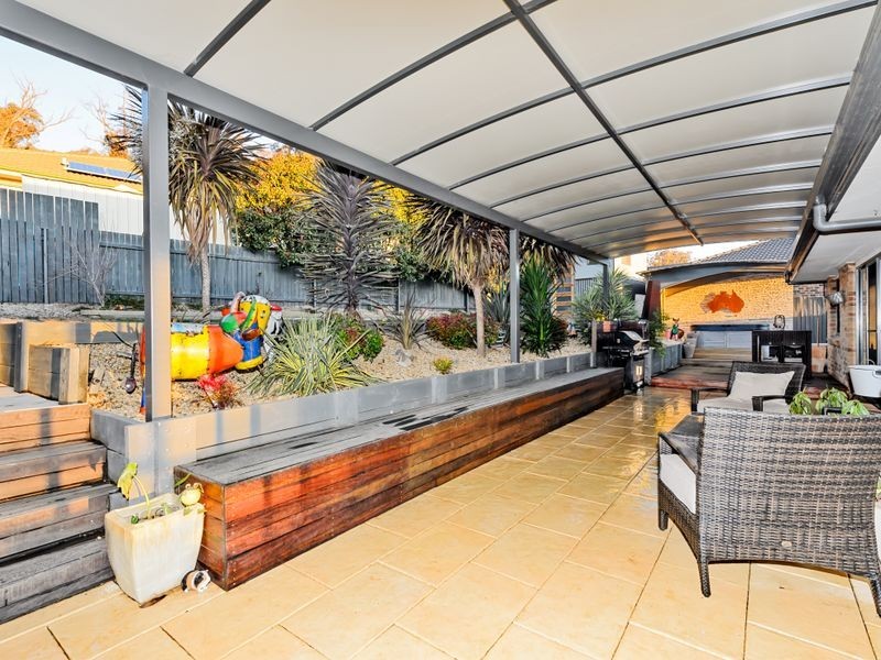 28 Stringybark Drive, Jerrabomberra NSW 2619