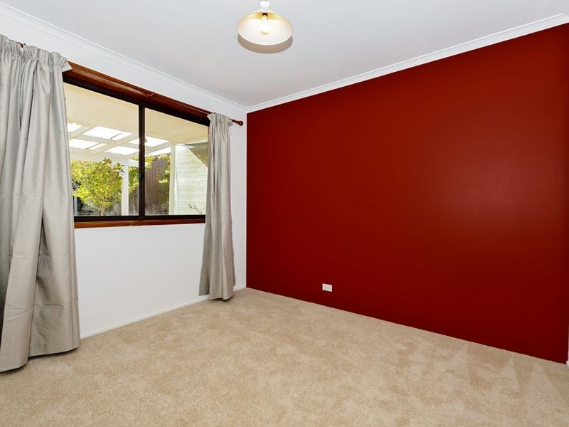 18 Stacy Street, Gowrie ACT 2904