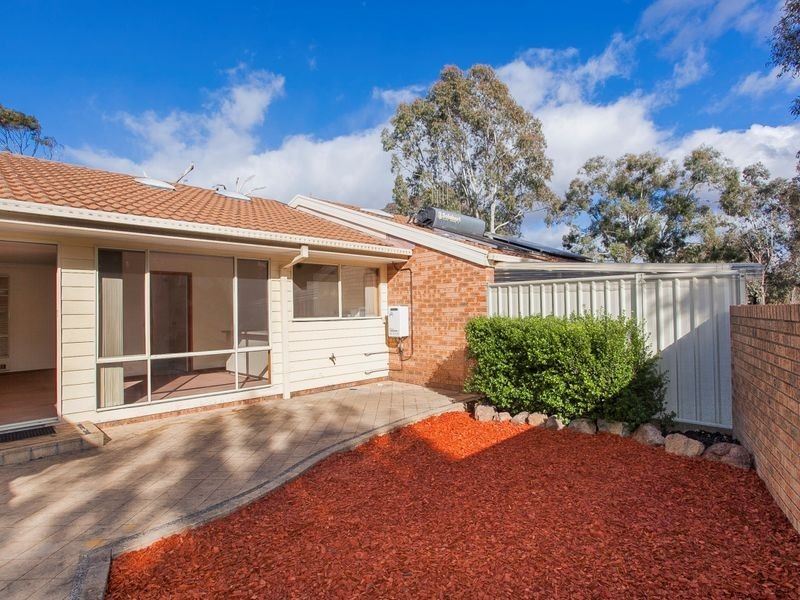 2/7-9 Troughton Street, Banks ACT 2906