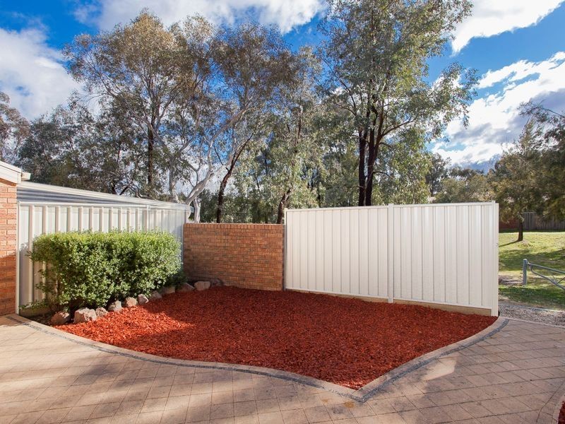 2/7-9 Troughton Street, Banks ACT 2906