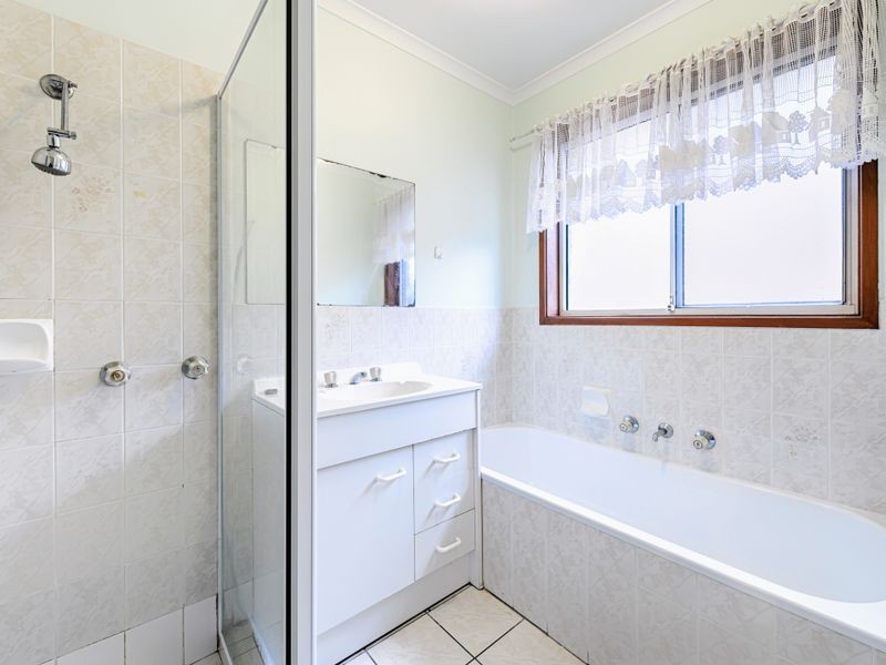 2A Kingscoate Crescent, Bonython ACT 2905