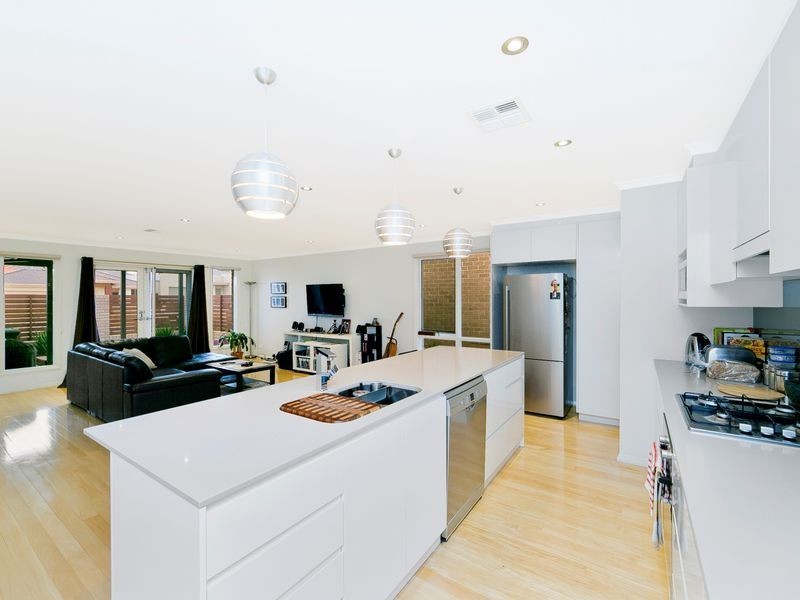 105 Essie Coffey Street, Bonner ACT 2914