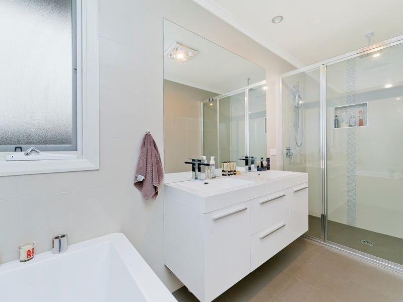 105 Essie Coffey Street, Bonner ACT 2914