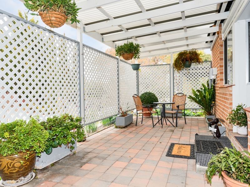 4 Downward Place, Kambah ACT 2902