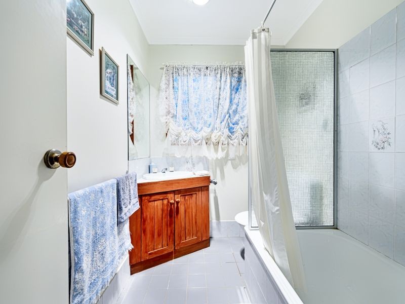 4 Downward Place, Kambah ACT 2902