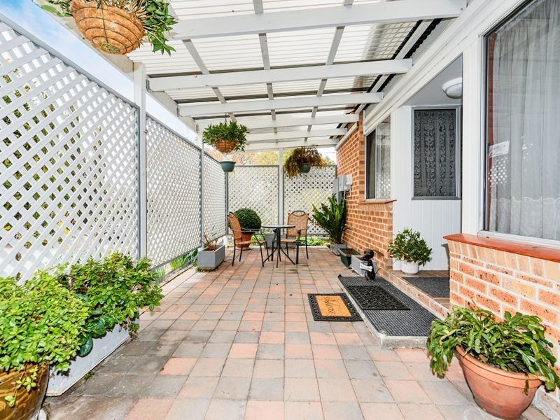 4 Downward Place, Kambah ACT 2902