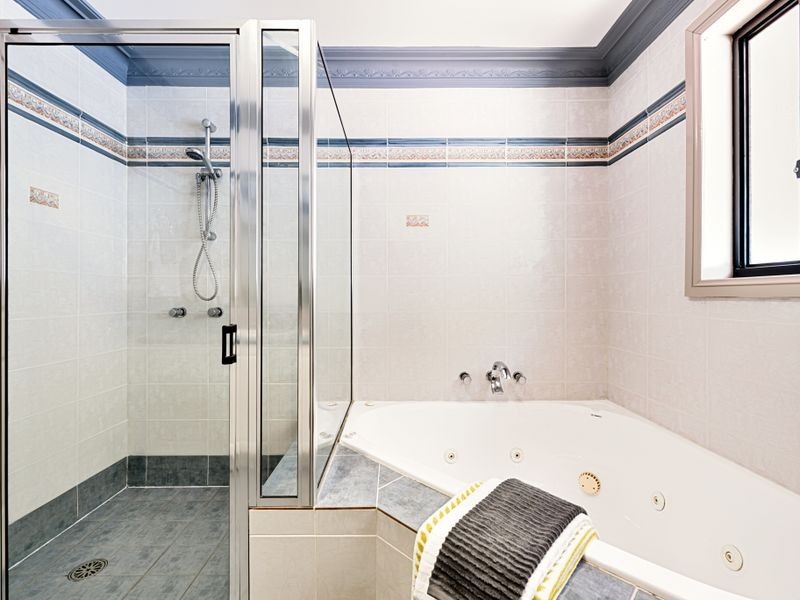 8 Price Place, Gordon ACT 2906