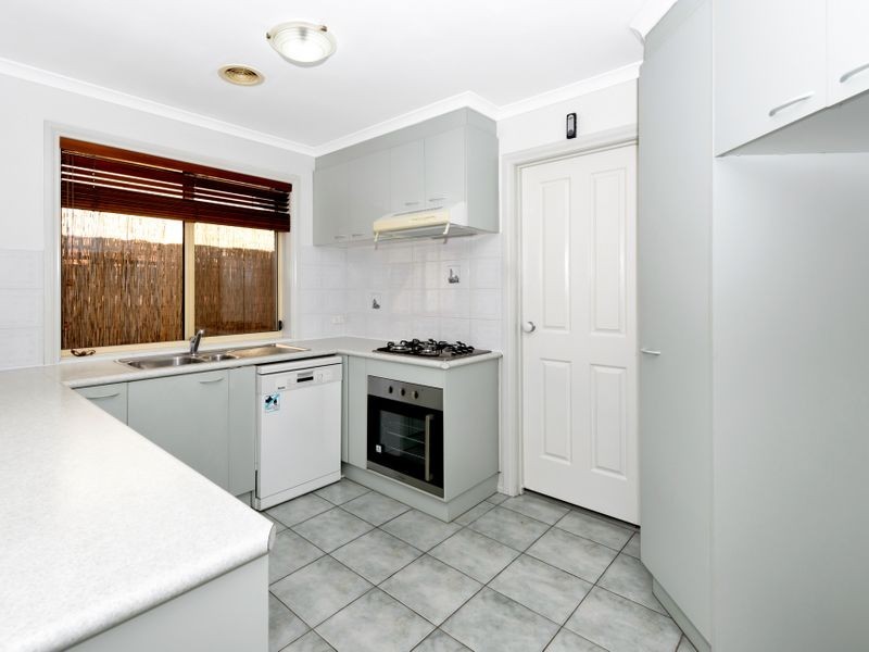 4 Plante Place, Conder ACT 2906