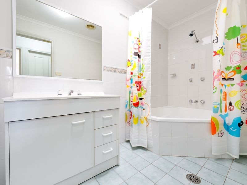 4 Plante Place, Conder ACT 2906