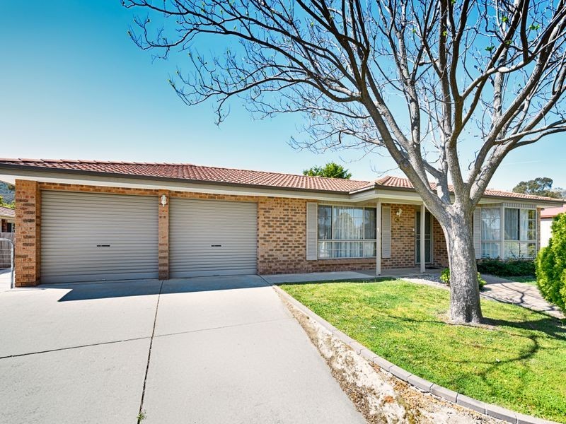 43 Ina Gregory Circuit, Conder ACT 2906