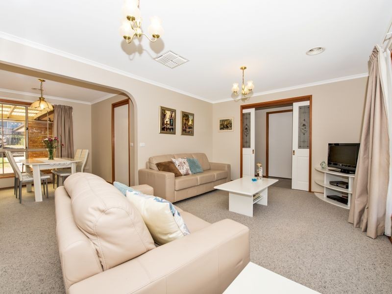 43 Ina Gregory Circuit, Conder ACT 2906