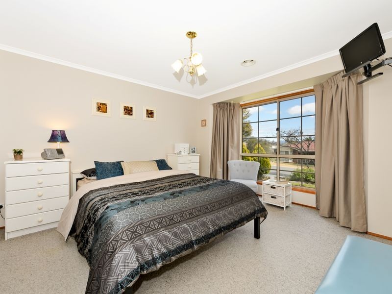 43 Ina Gregory Circuit, Conder ACT 2906