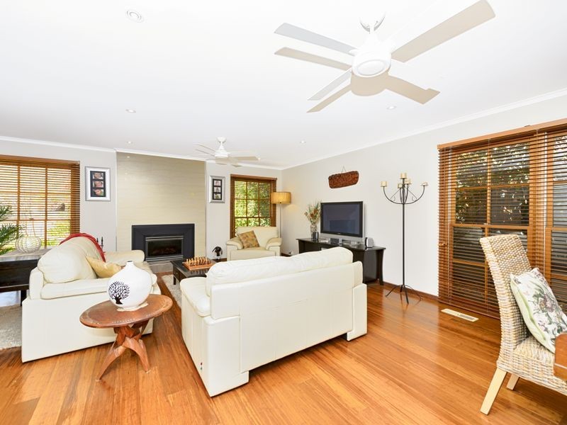 3 Brassington Place, Fadden ACT 2904