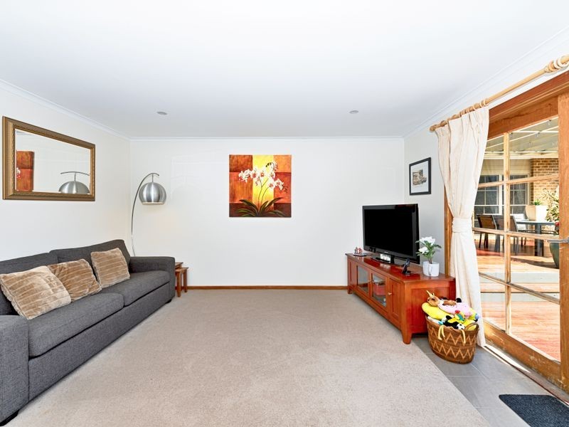 3 Brassington Place, Fadden ACT 2904