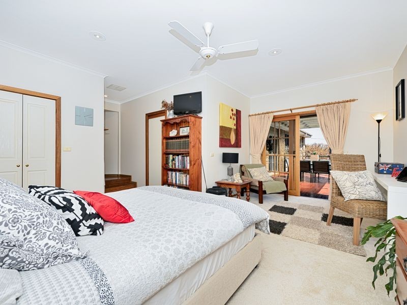 3 Brassington Place, Fadden ACT 2904