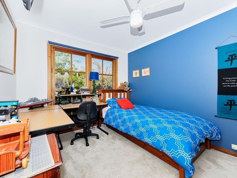 3 Brassington Place, Fadden ACT 2904