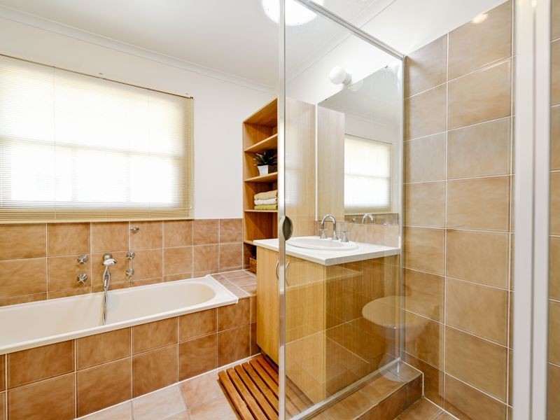 3 Brassington Place, Fadden ACT 2904