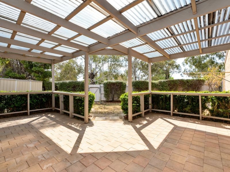 13/24 Beazley Crescent, Calwell ACT 2905