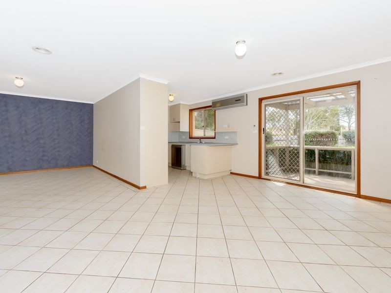 13/24 Beazley Crescent, Calwell ACT 2905