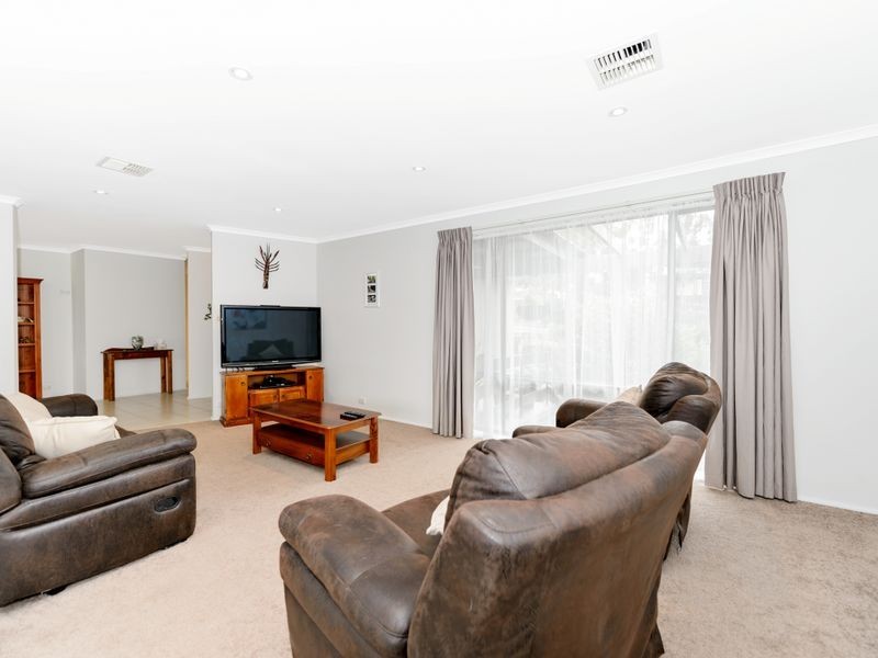 50 Sturdee Crescent, Monash ACT 2904