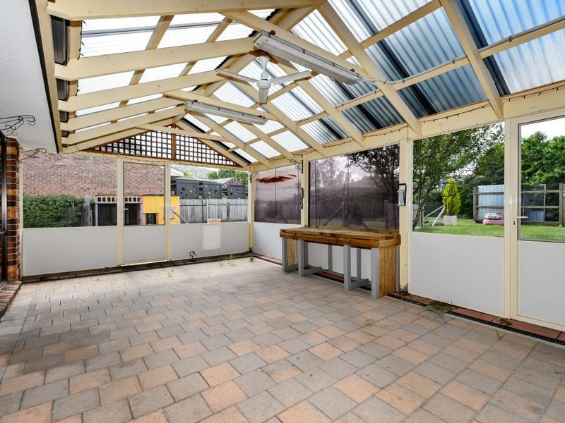 10 Lewis Luxton Avenue, Gordon ACT 2906