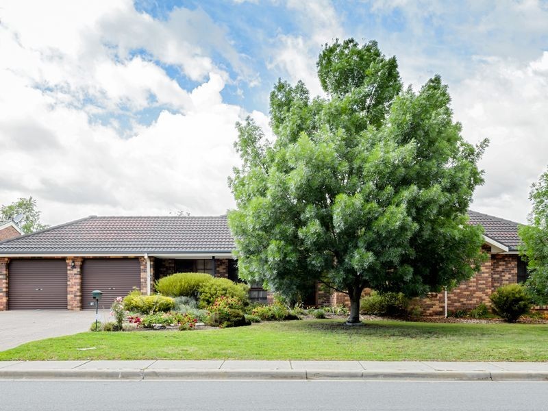 10 Lewis Luxton Avenue, Gordon ACT 2906