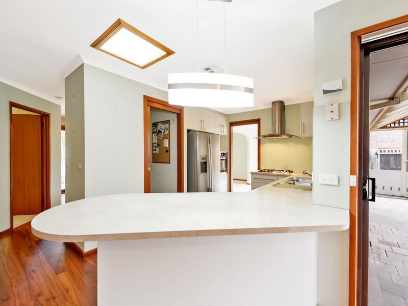 10 Lewis Luxton Avenue, Gordon ACT 2906