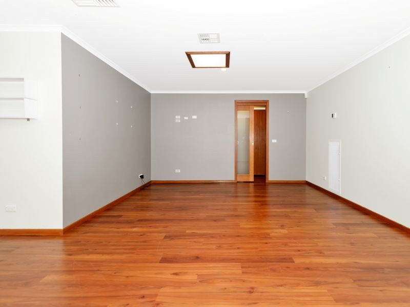 10 Lewis Luxton Avenue, Gordon ACT 2906
