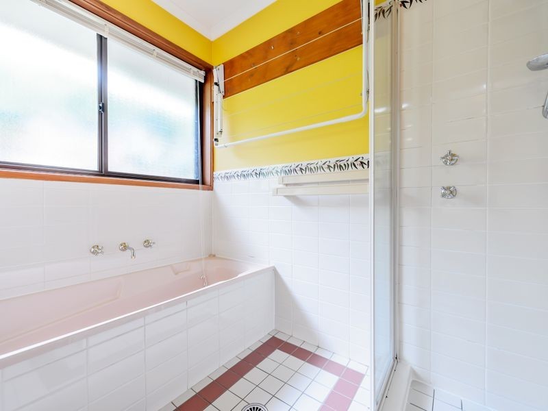 10 Lewis Luxton Avenue, Gordon ACT 2906