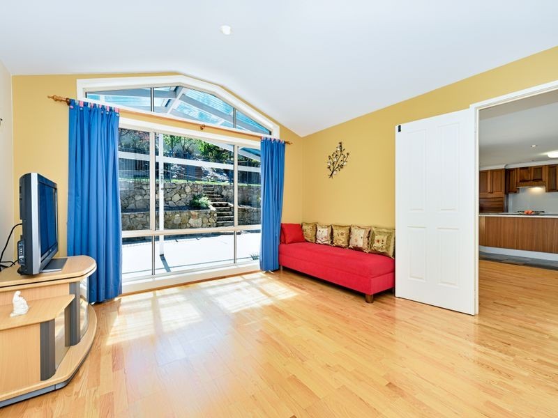 33 Templestowe Avenue, Conder ACT 2906