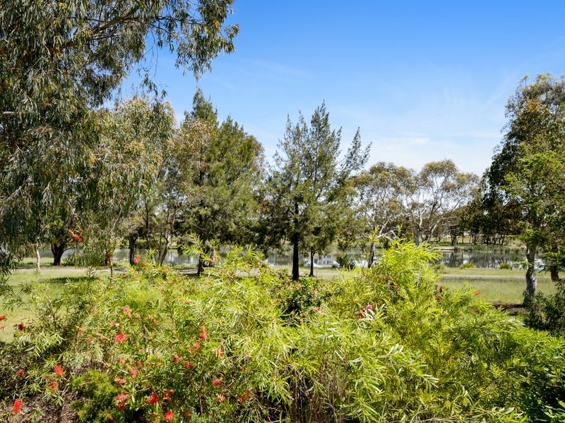 5/67 Derrington Crescent, Bonython ACT 2905