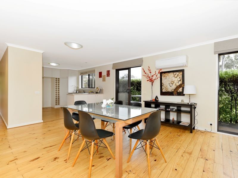 8 Habgood Place, Kambah ACT 2902
