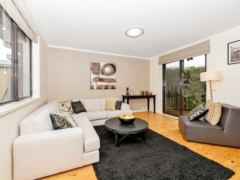 8 Habgood Place, Kambah ACT 2902