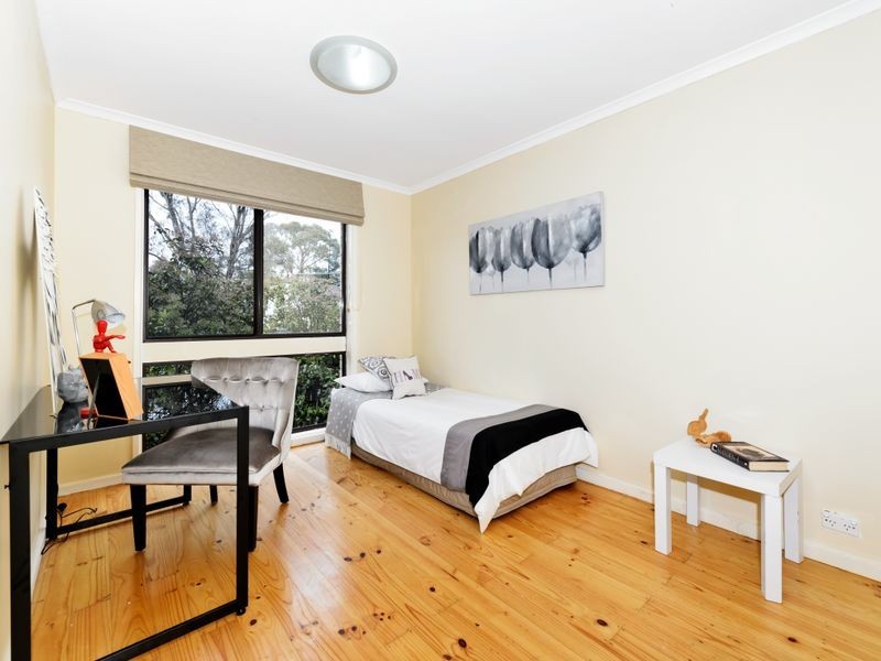 8 Habgood Place, Kambah ACT 2902