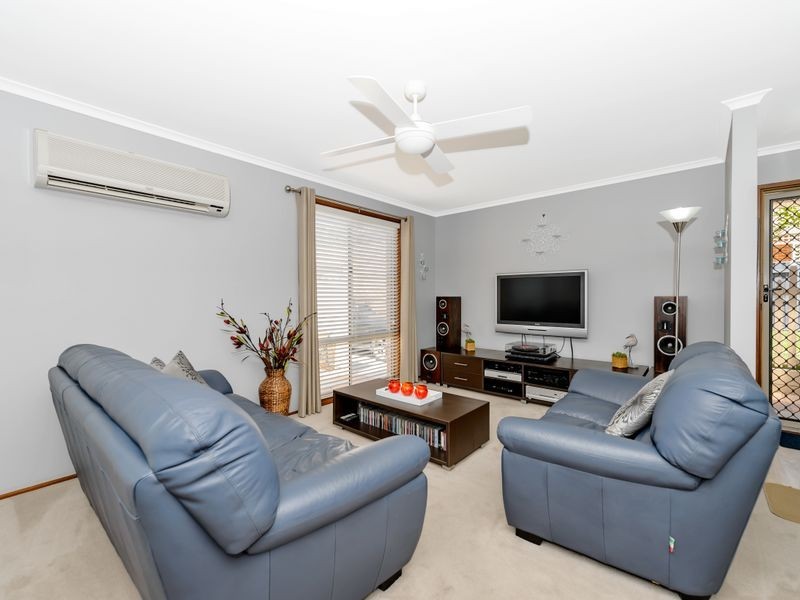 6/8 Wilson Crescent, Banks ACT 2906