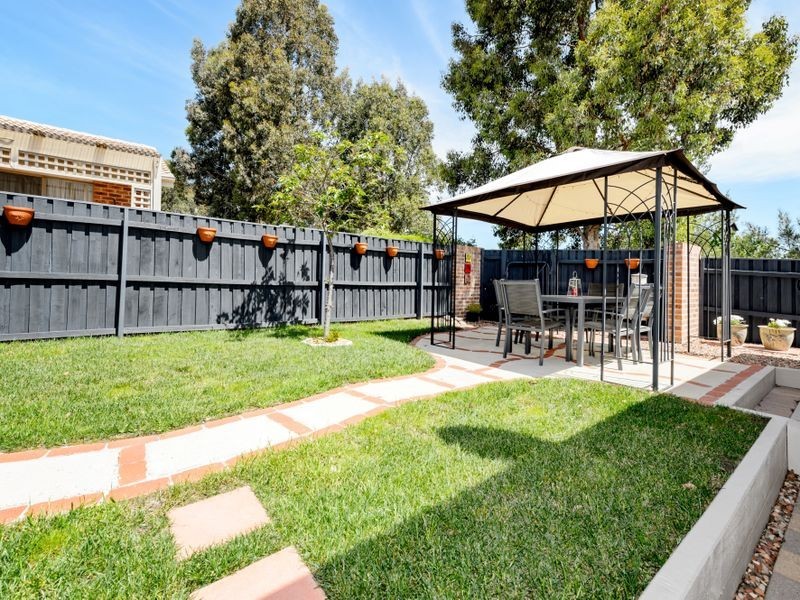 6/8 Wilson Crescent, Banks ACT 2906